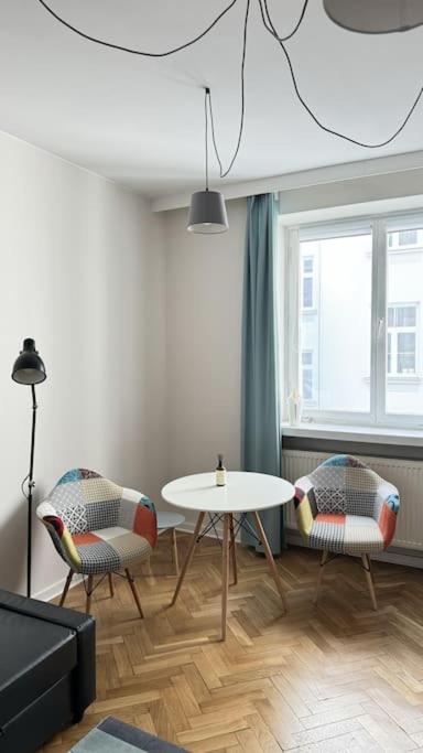 Flat In The Heart Of Apartament